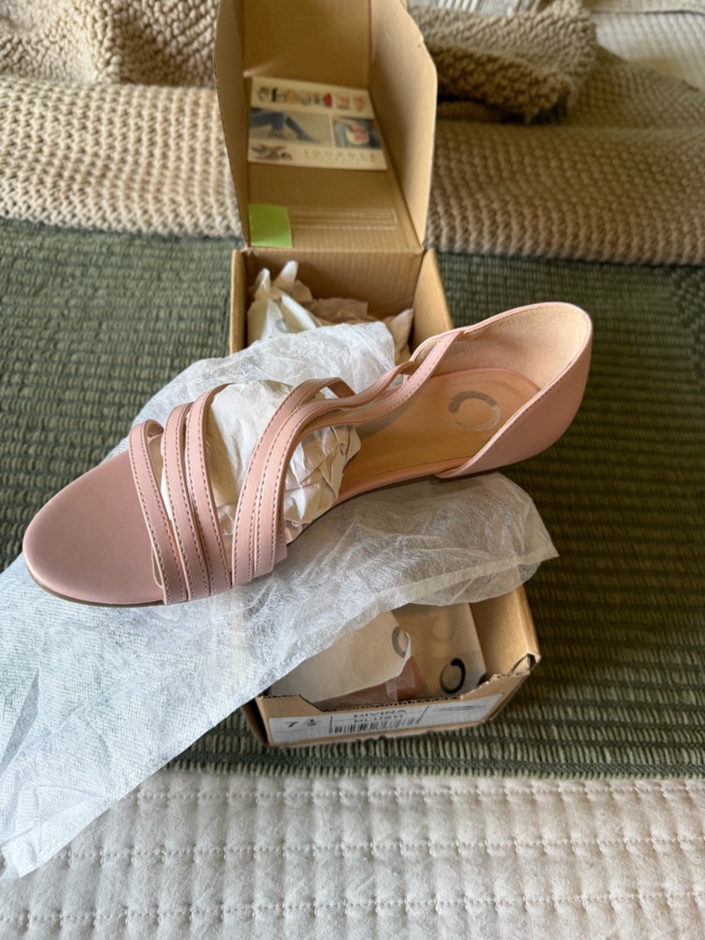 New! Journee Collection Women’s Divina Sandal - Blush